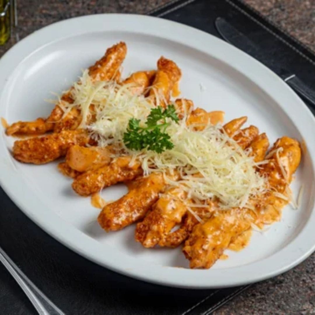 Tiritas De Pollo Parmesano