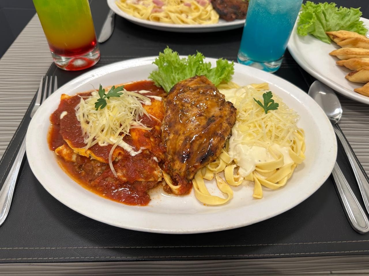 Trilogía Pollo Grillé